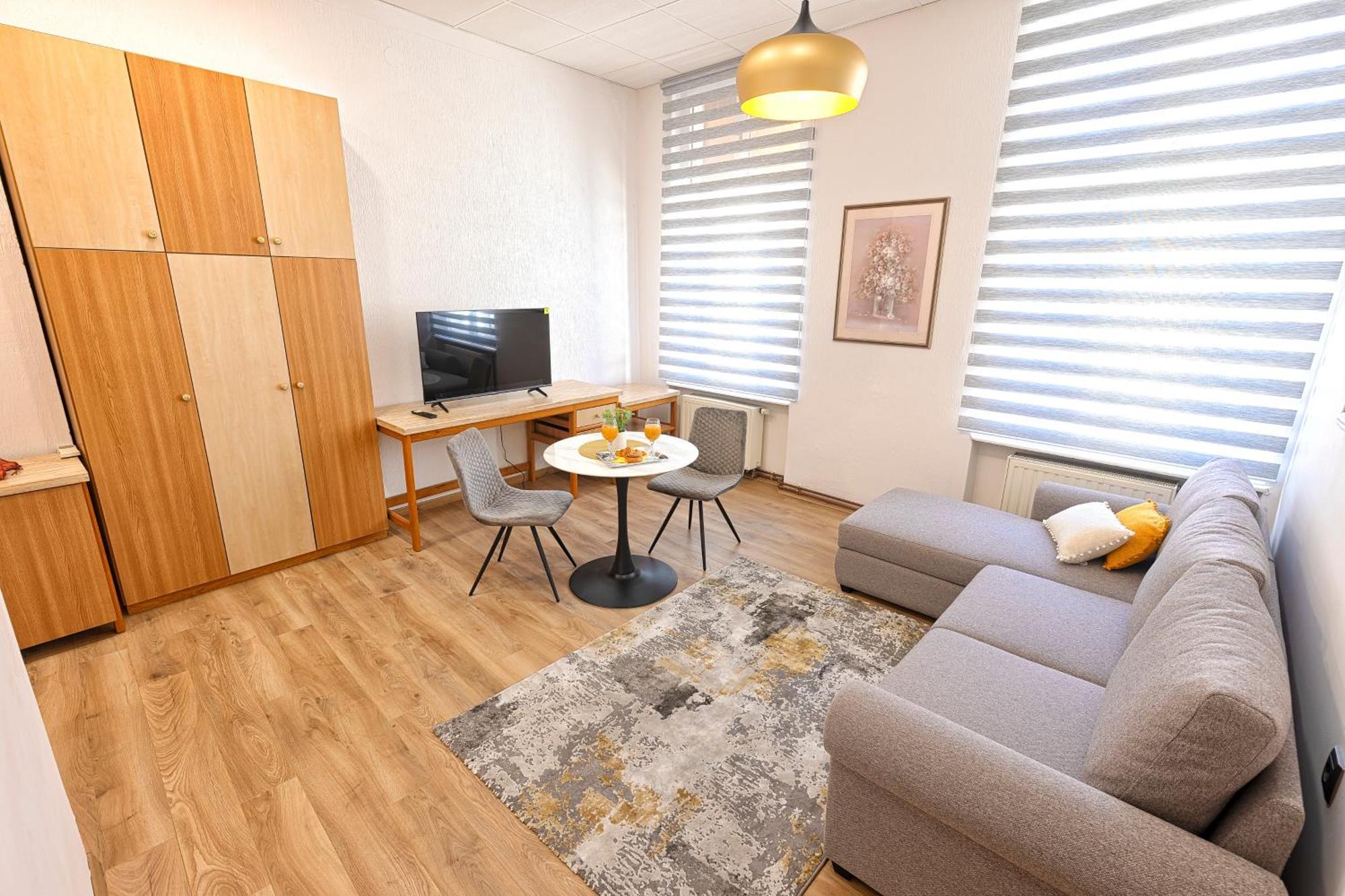 Apartmani Maltar Вараждин Экстерьер фото